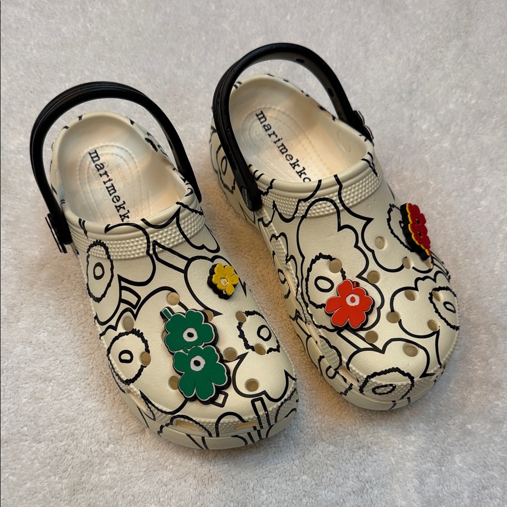 Marikekko Crocs